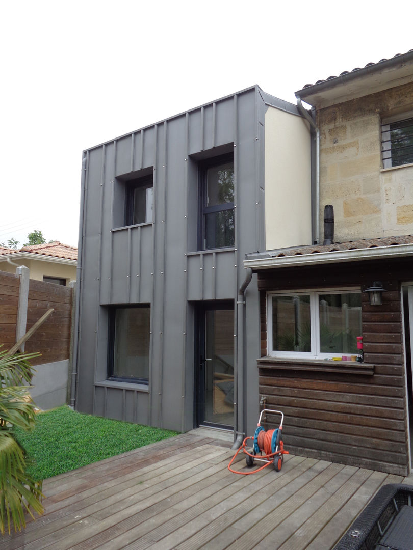 _Extension de maison individuelle_Talence_2013, Hanuman Architecture Hanuman Architecture Modern houses Aluminium/Zinc