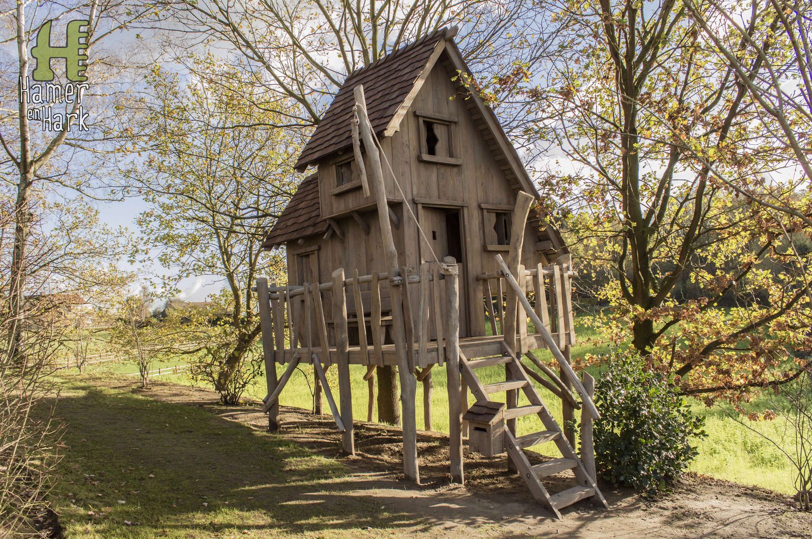 Boomhut Haasrode, Hamer en Hark Hamer en Hark Jardines de estilo rural Parques y columpios