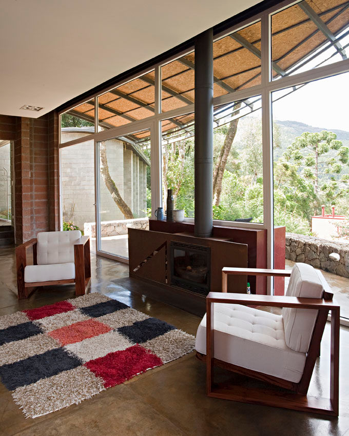 Casa Joaci de Oliveira, Enrico Benedetti Arquitetos Enrico Benedetti Arquitetos Country style houses