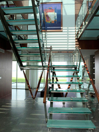 MORADIA TRÓIA, Artica by CSS Artica by CSS Corredores, halls e escadas modernos