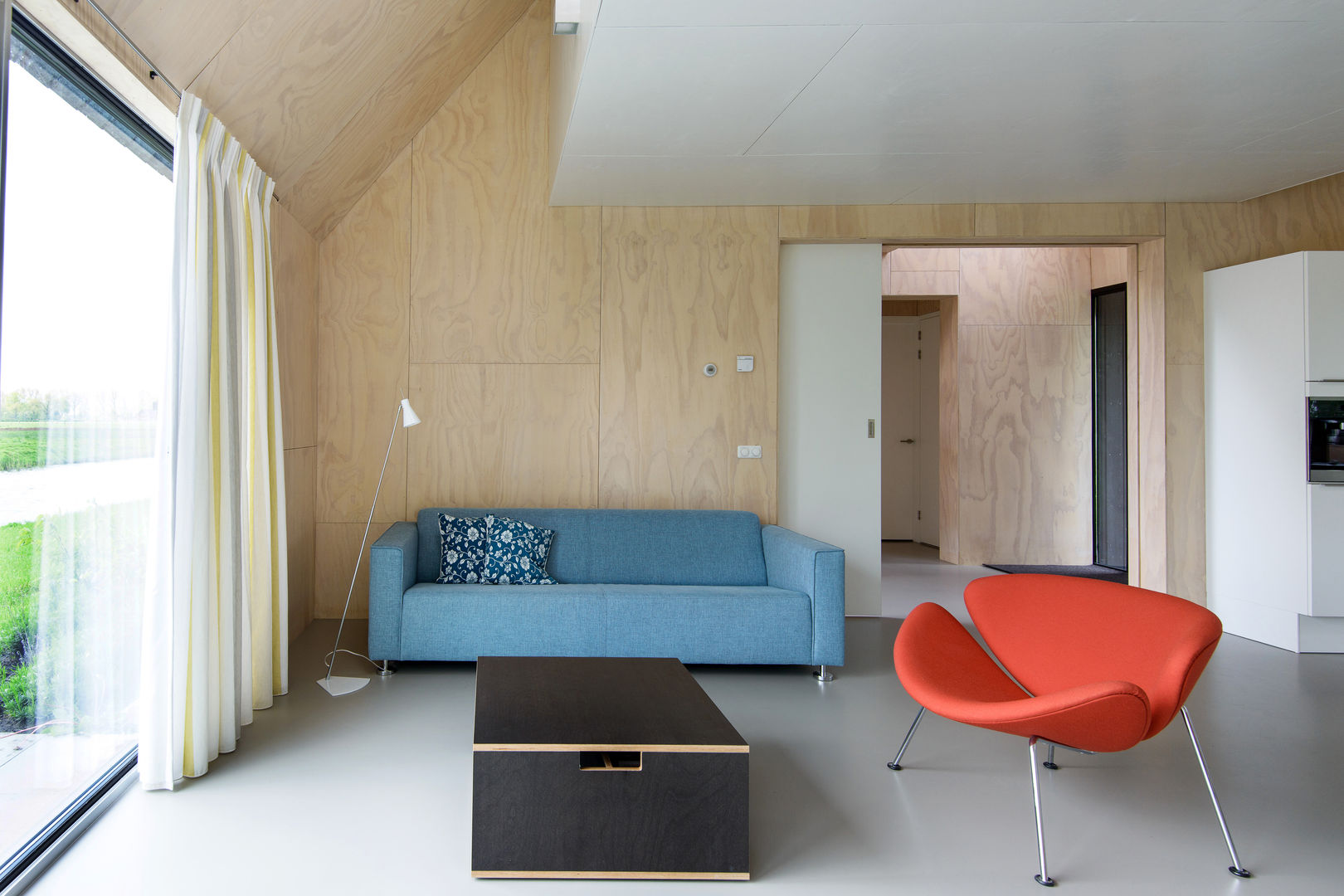 Zomerhuis Midlaren, Kwint architecten Kwint architecten Salas de estar minimalistas