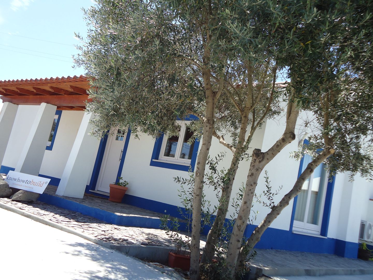 Casa Alentejana, knowhowtobuild knowhowtobuild Casas de estilo rural