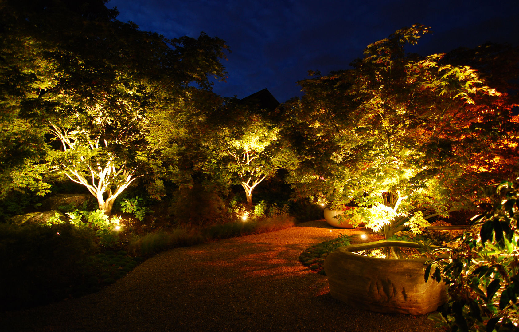 ​Tiefenwirkung durch Öffnung, Lustenberger Schelling Landschaftsarchitektur Lustenberger Schelling Landschaftsarchitektur Asian style garden