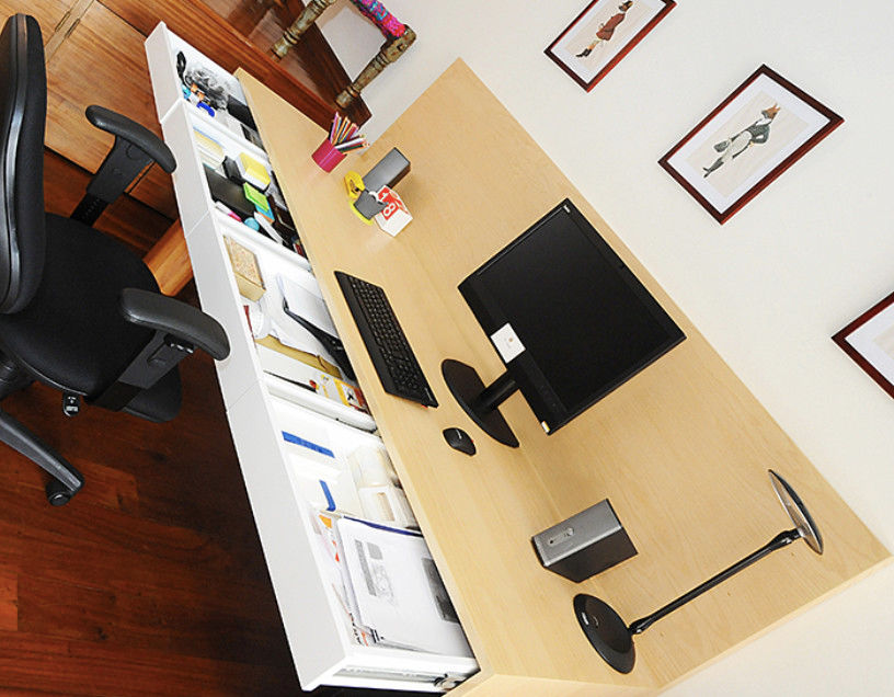 Hanging Desk, Redesign Studio Redesign Studio Рабочий кабинет в стиле модерн Письменные столы