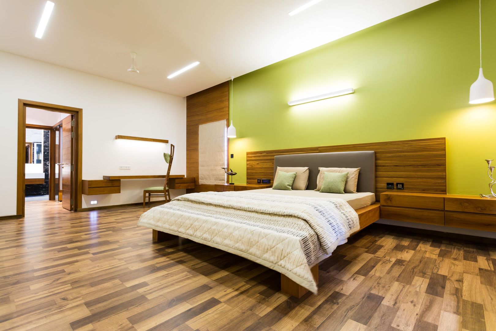 Jayesh bhai interiors, Vipul Patel Architects Vipul Patel Architects Modern style bedroom