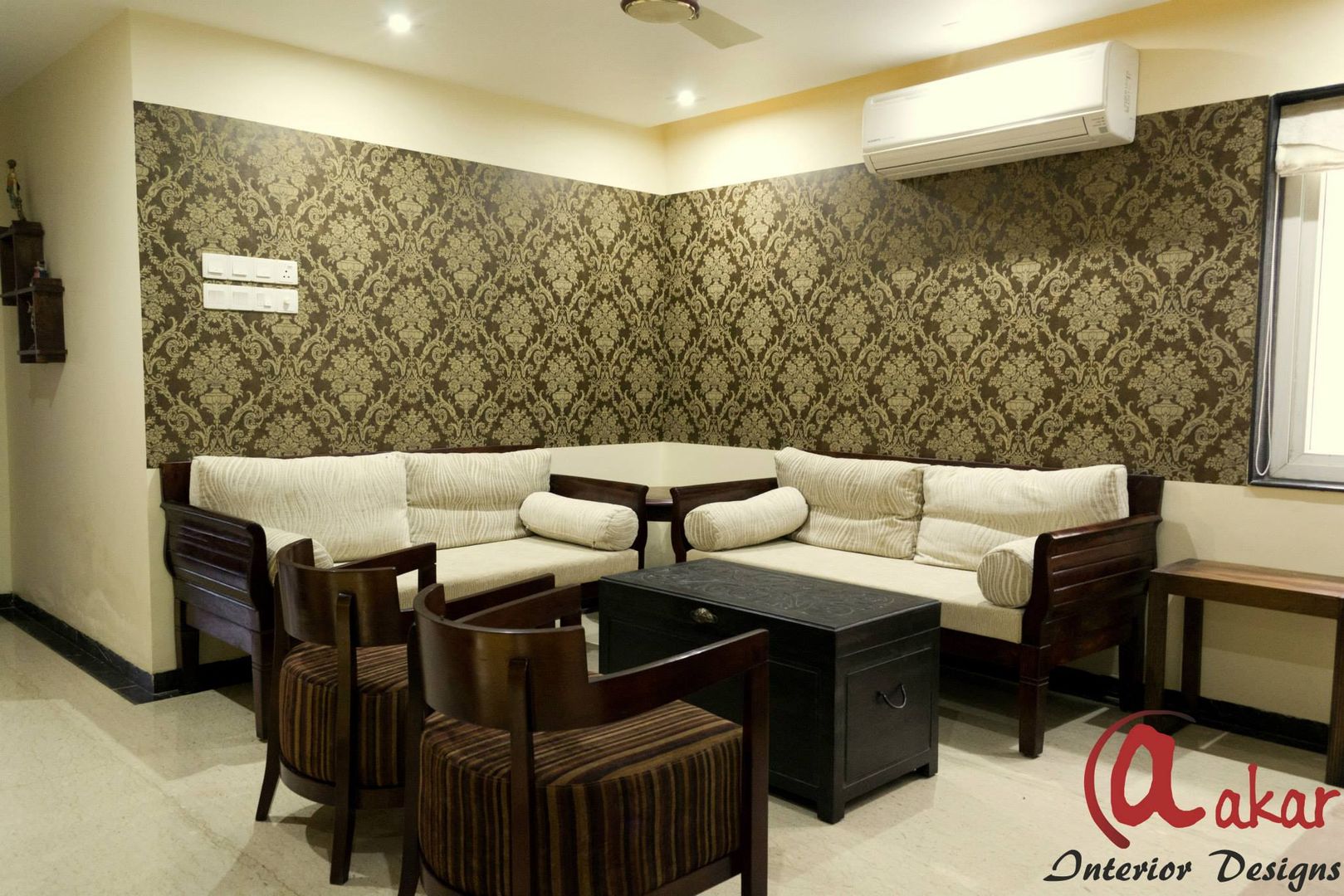 Mr. Chandak's Duplex Apartment, ES Designs ES Designs Modern living room