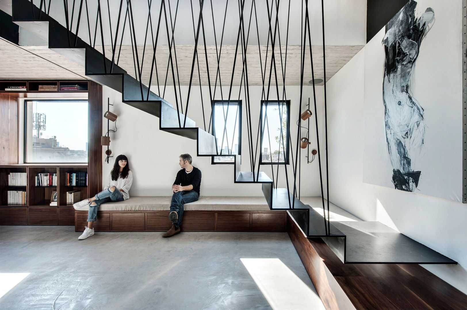 Duplex Penthouse in Tel Aviv, toledano + architects toledano + architects Pasillos, vestíbulos y escaleras de estilo minimalista Metal