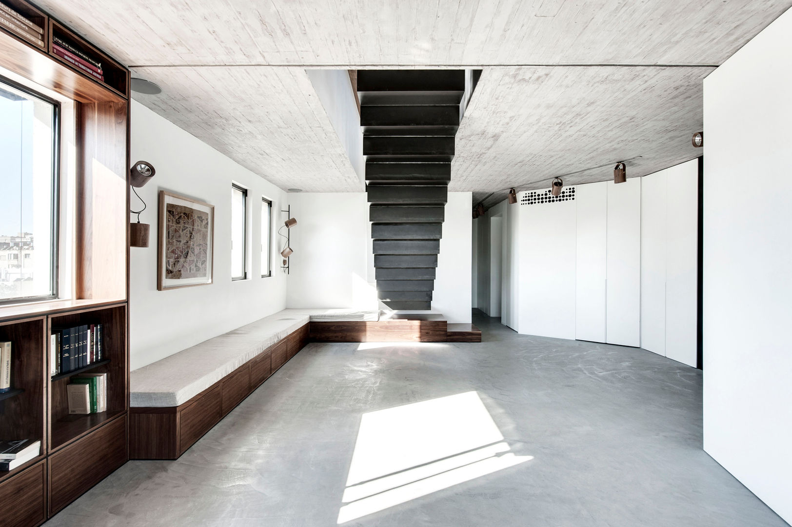 Duplex Penthouse in Tel Aviv, toledano + architects toledano + architects Salon minimaliste Béton