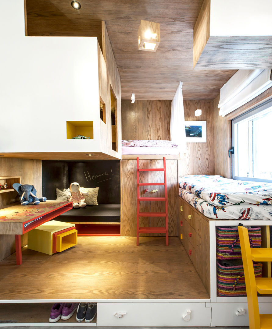 Duplex Penthouse in Tel Aviv, toledano + architects toledano + architects Quarto infantil minimalista Madeira Efeito de madeira