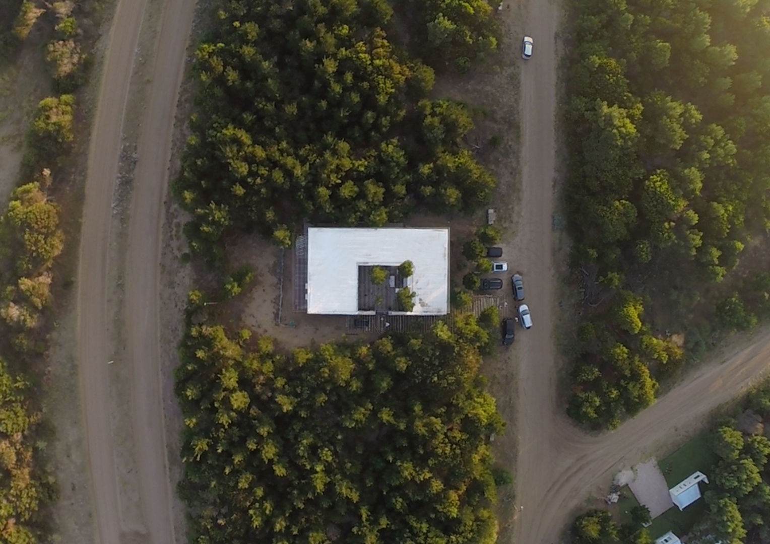 Casas de Playa - El Patio -, LUCAS MC LEAN ARQUITECTO LUCAS MC LEAN ARQUITECTO モダンな庭