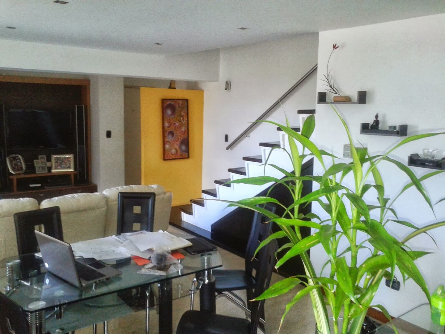 Apartamento en El Rosal, Arquitectura 4rq Arquitectura 4rq モダンデザインの リビング