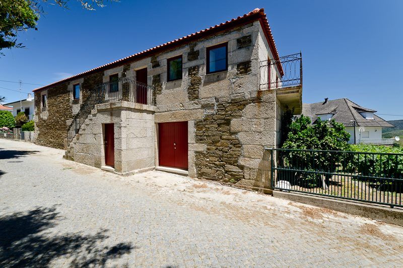 Reabilitação de Casa em Vilar de Maçada, olgafeio.arquitectura olgafeio.arquitectura