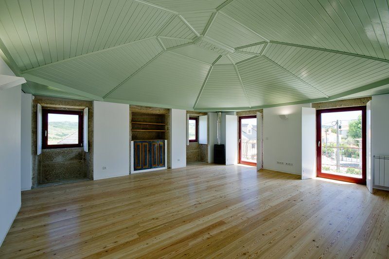 Reabilitação de Casa em Vilar de Maçada, olgafeio.arquitectura olgafeio.arquitectura