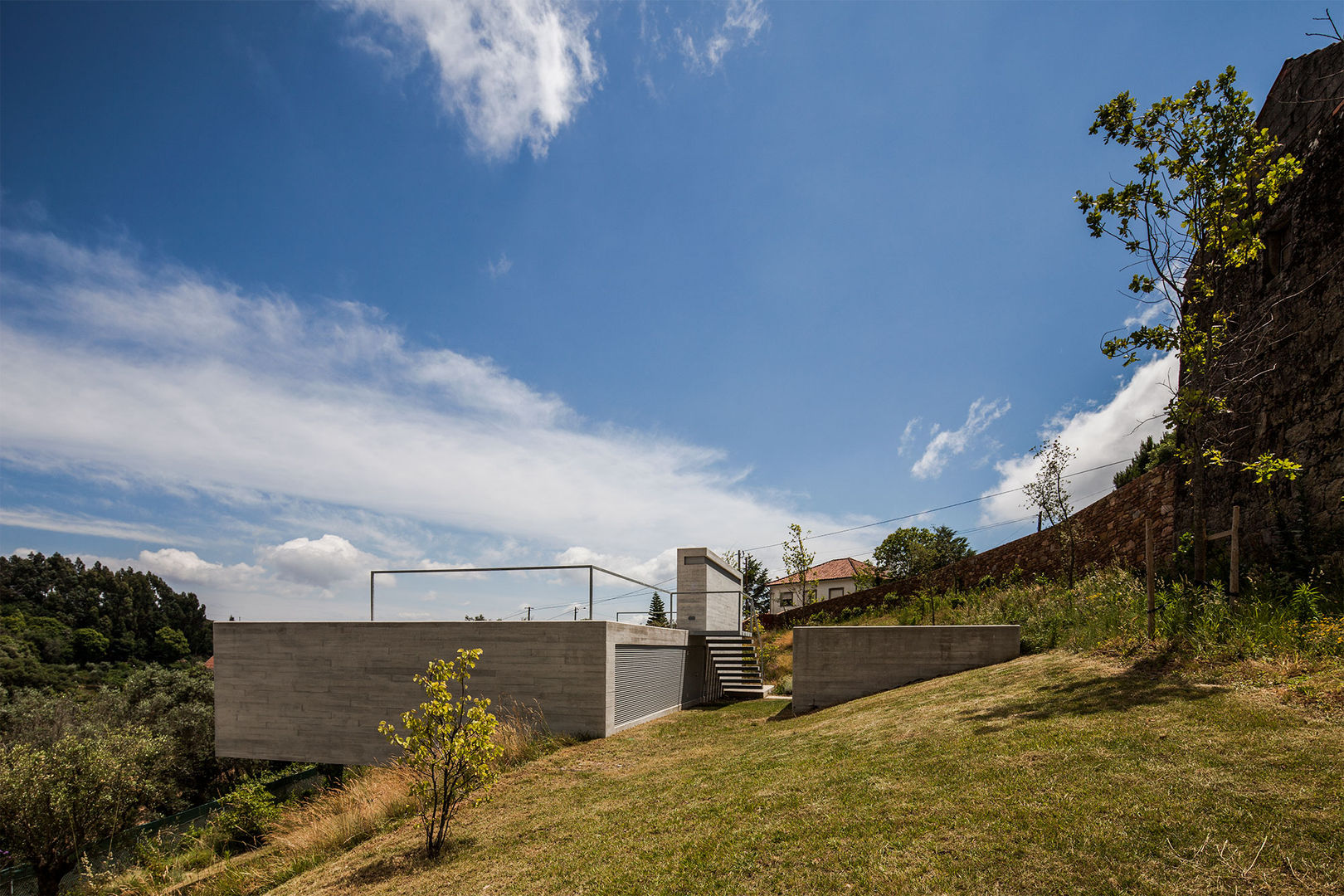 Refúgio na Montaria, Carvalho Araújo Carvalho Araújo Casas modernas: Ideas, diseños y decoración Concreto