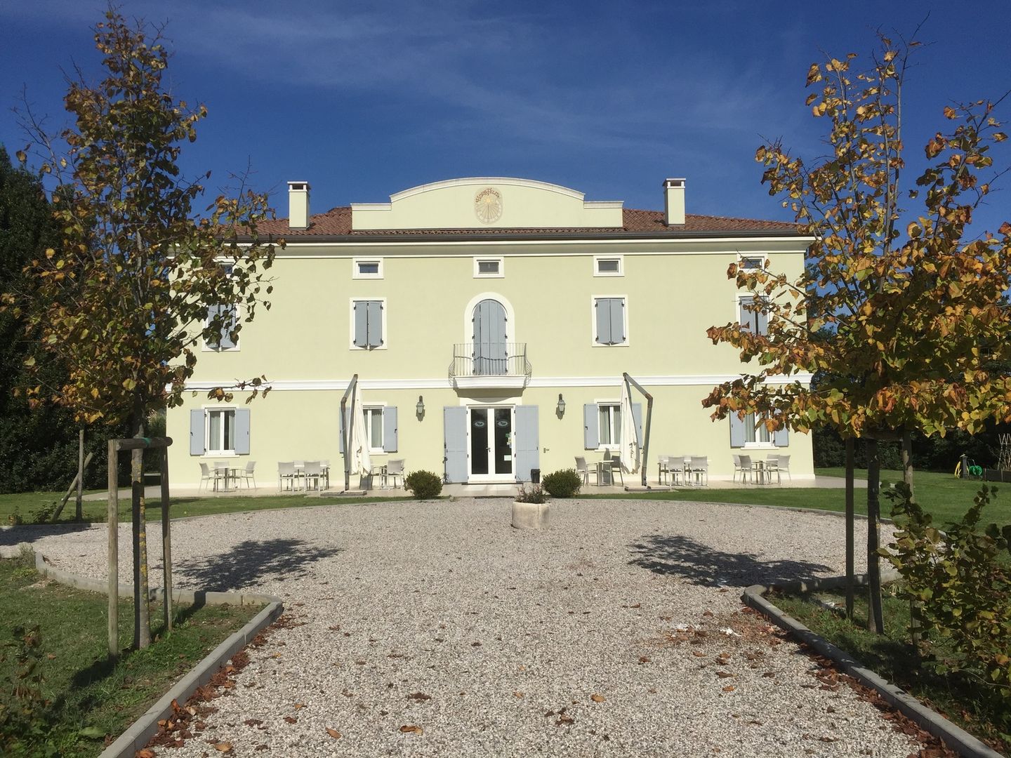 Country House Villa Pepoli, Studio di Architettura Massimiliano Furini Studio di Architettura Massimiliano Furini Powierzchnie handlowe Hotele