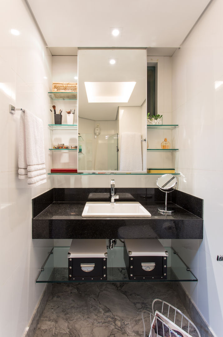 Apartamento Jovem Casal, Laura Santos Design Laura Santos Design Modern style bathrooms