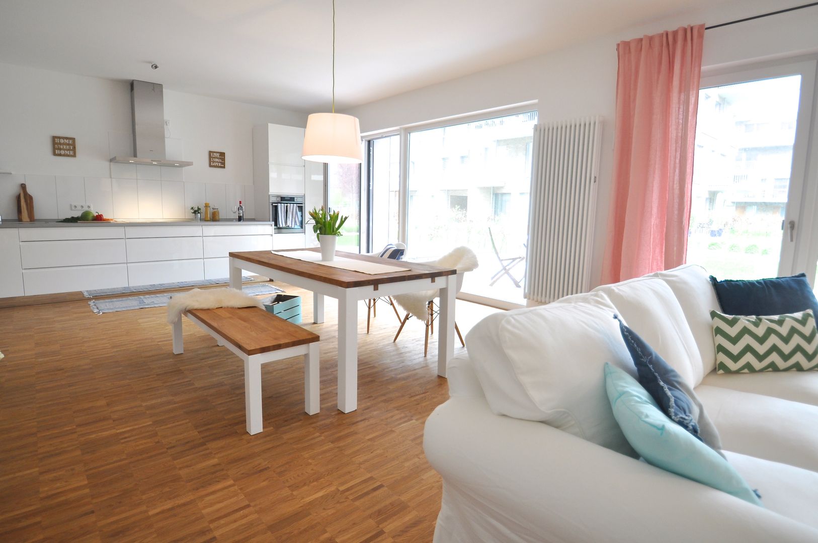 Home Staging in einer Mietwohnung , K. A. K. A. Comedores rurales