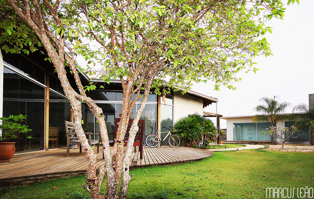 Casa Albuquerque, Marcus Leão Arquitetura Marcus Leão Arquitetura Casas de estilo minimalista