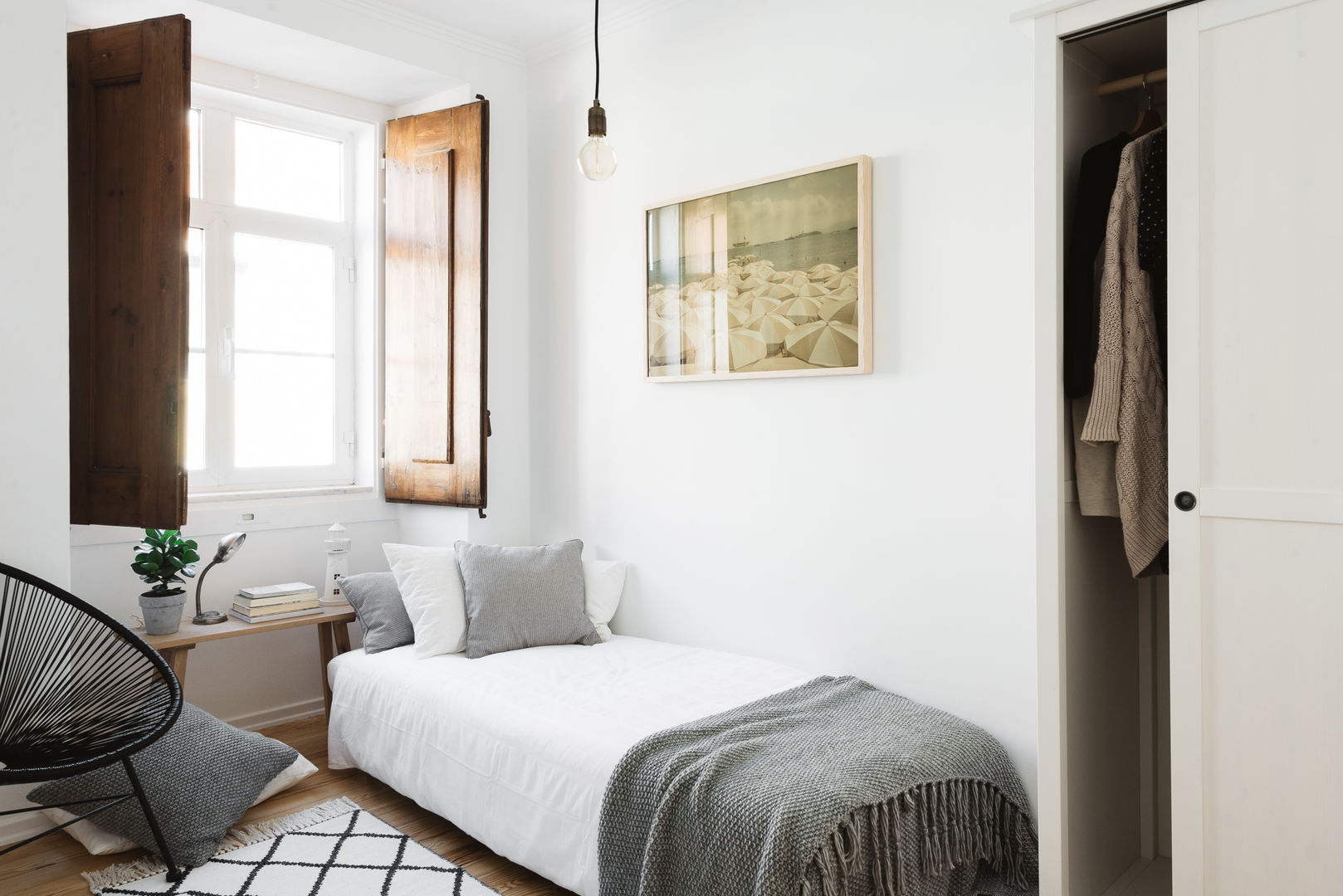 Remodelação de apartamento, Architect Your Home Architect Your Home Modern style bedroom