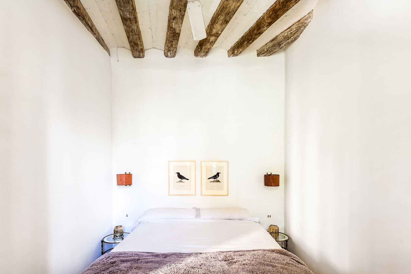 JV-FLAT-REFURBISHMENT-SARDENYA, Andres Flajszer Photography Andres Flajszer Photography 臥室