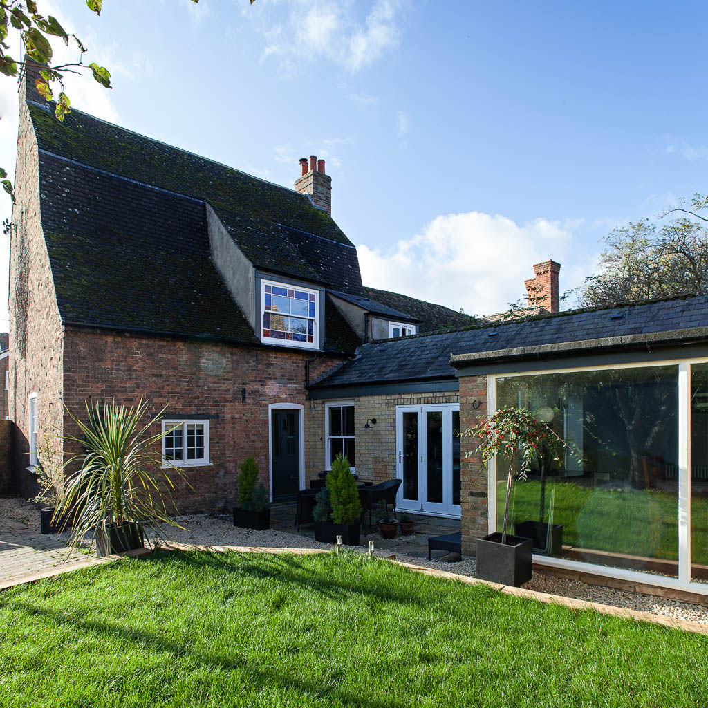 Cambridgeshire House APE Architecture & Design Ltd. Casas de estilo rural