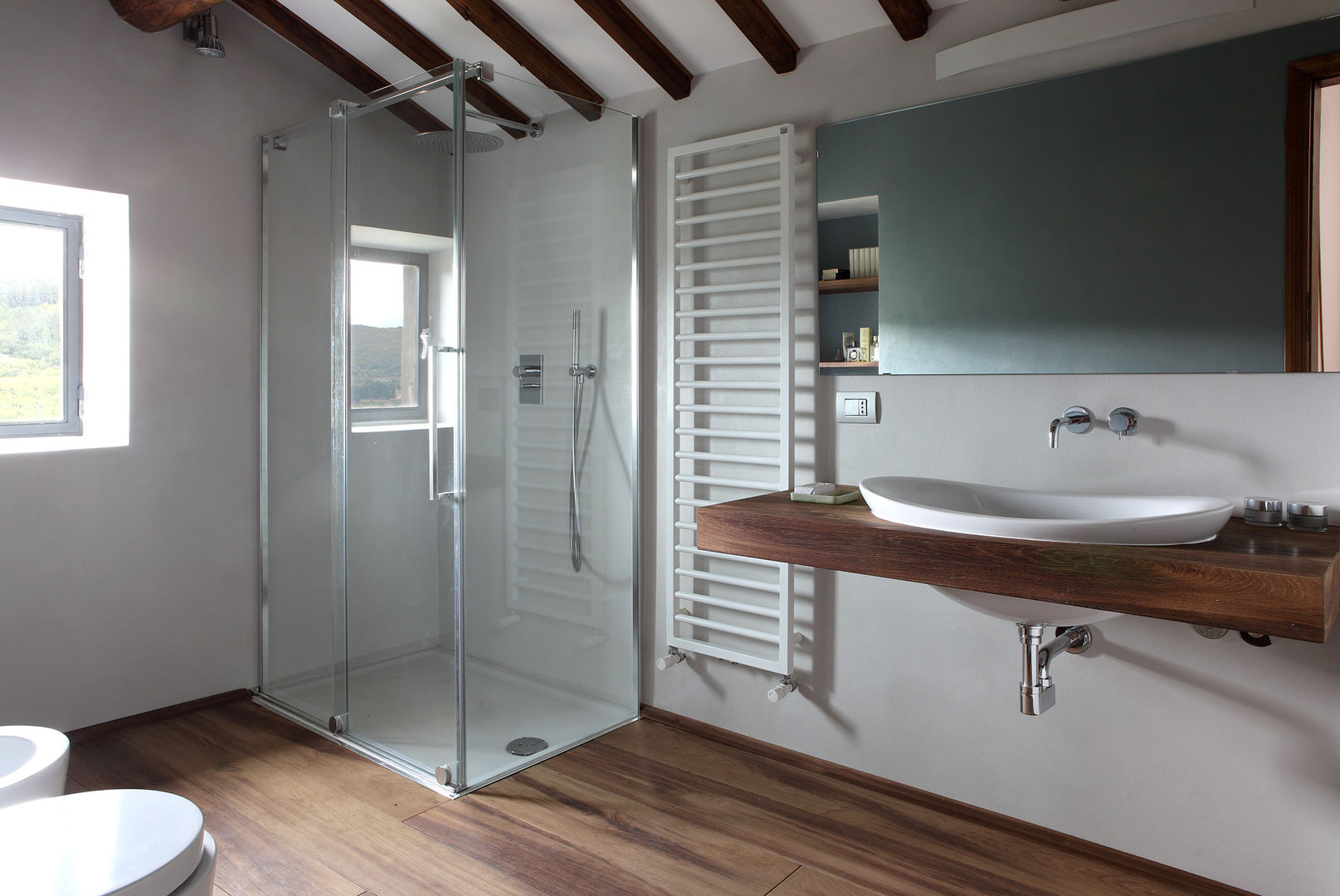 CASA A CAMPIROLI, Officine Liquide Officine Liquide Modern bathroom