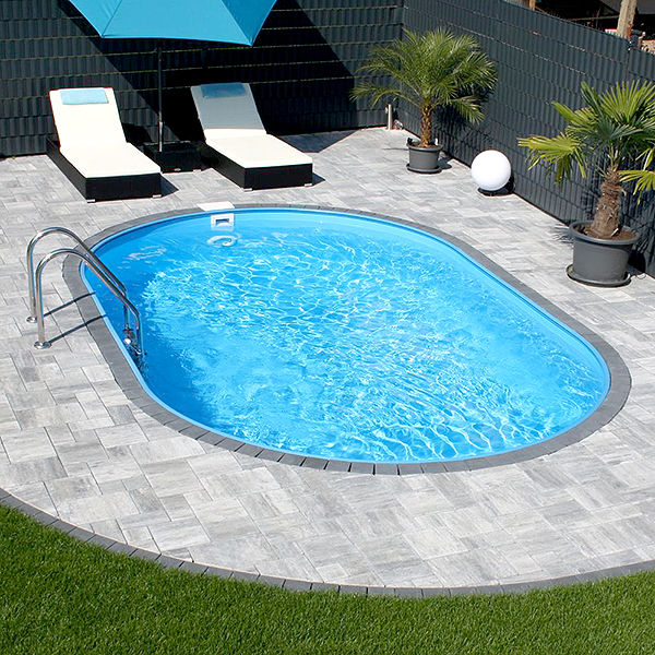 homify Modern pool Pool