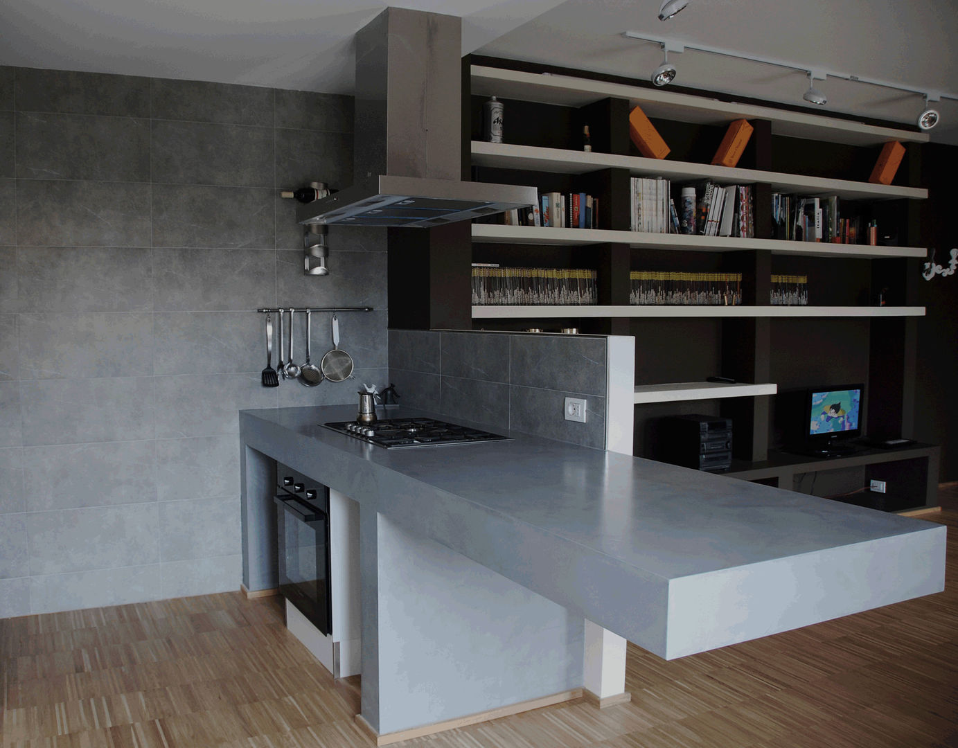 Appartamento su misura, Alessandro Jurcovich Architetto Alessandro Jurcovich Architetto Kitchen Reinforced concrete