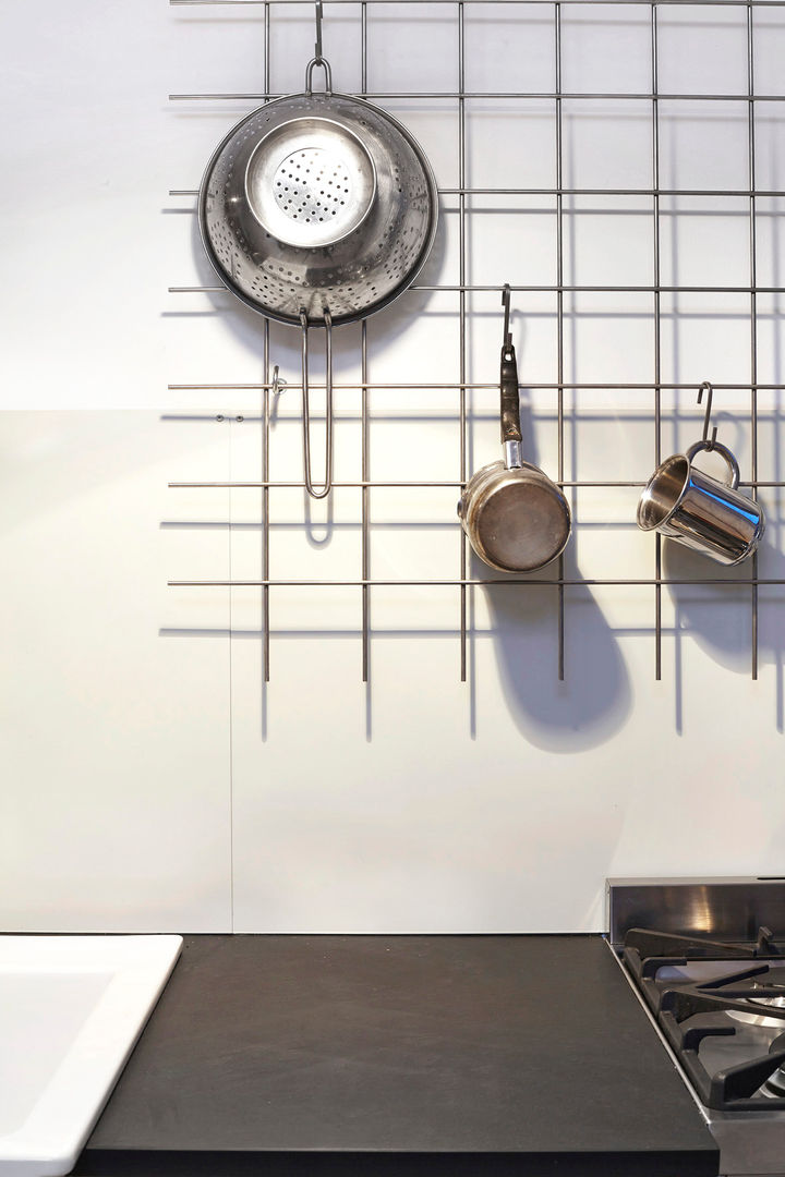 Kleine Küche mit liebevollen Details, Happyhomes Happyhomes Cocinas de estilo minimalista