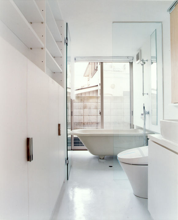 小金井の家, hamanakadesignstudio hamanakadesignstudio Minimalist style bathrooms