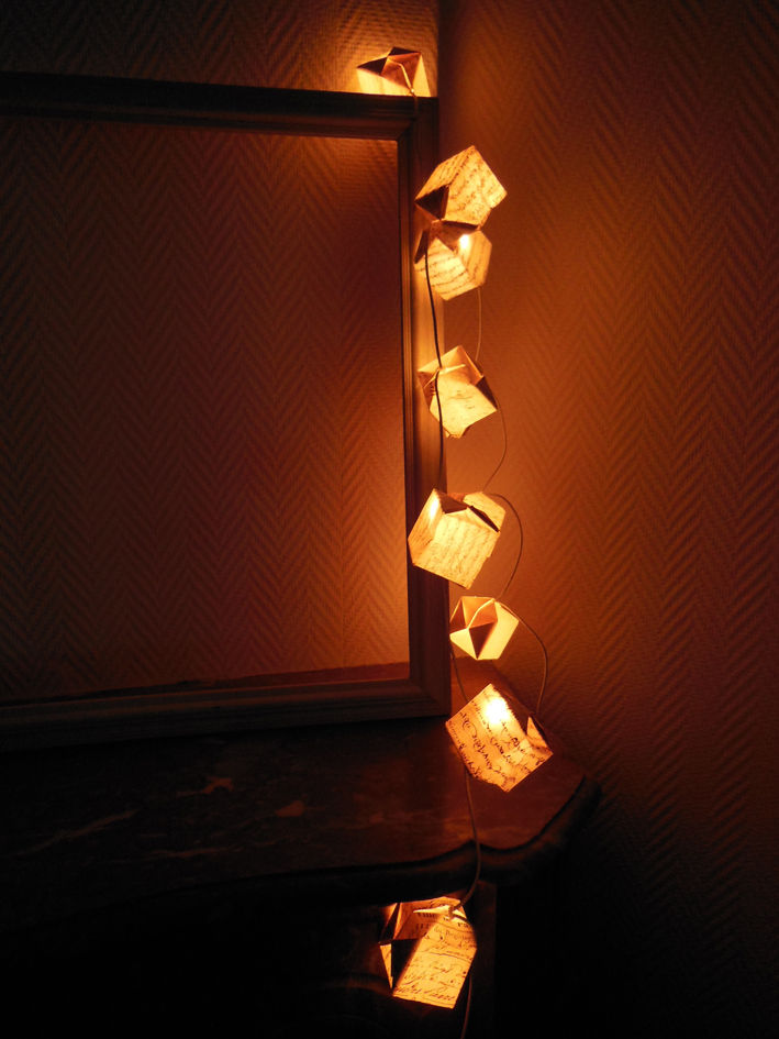 Guirlande lumineuse, Du O du Grenier Du O du Grenier Eclectic style bedroom Paper Accessories & decoration