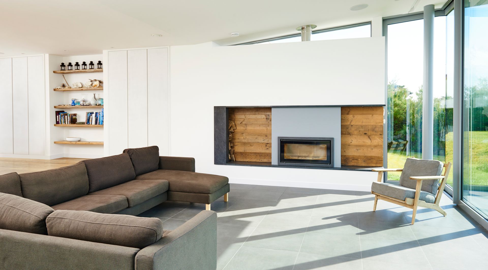 Sandhills Living Room and Fireplace Barc Architects Ruang Keluarga Modern
