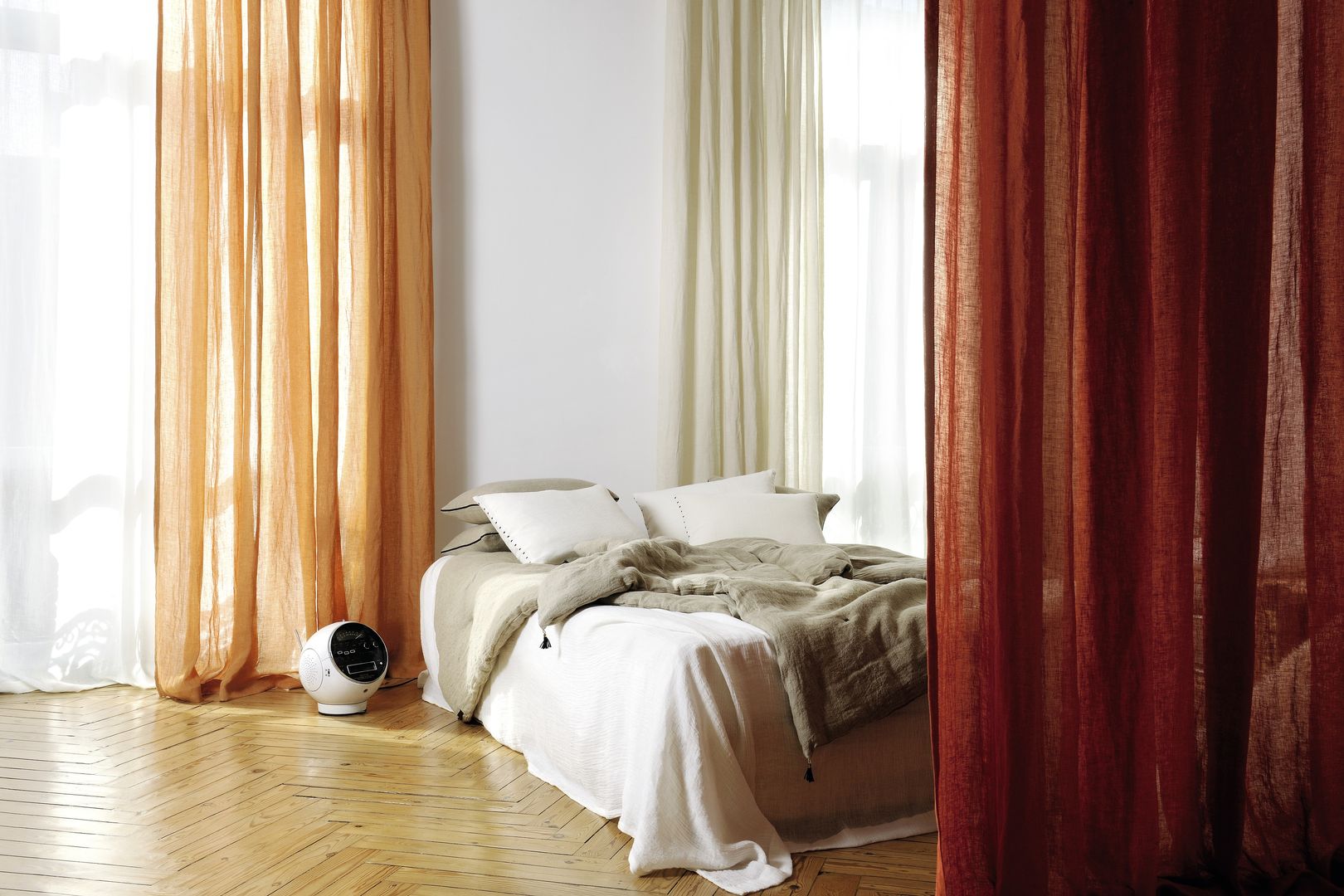Pondichéry, Élitis Élitis Minimalist bedroom Flax/Linen Pink Textiles
