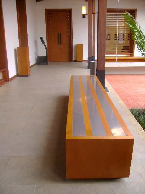 BIBLIOTECA VIRTUAL CASA DEL LIBRO TOTAL, OCA ARQUITECTURA INTERIOR OCA ARQUITECTURA INTERIOR Modern Corridor, Hallway and Staircase