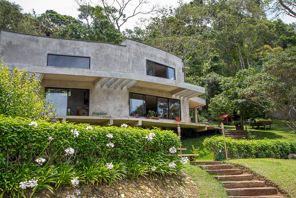 Casa Campo / Ateliê - Vale das Videiras, Carlos Salles Arquitetura e Interiores Carlos Salles Arquitetura e Interiores Modern Evler