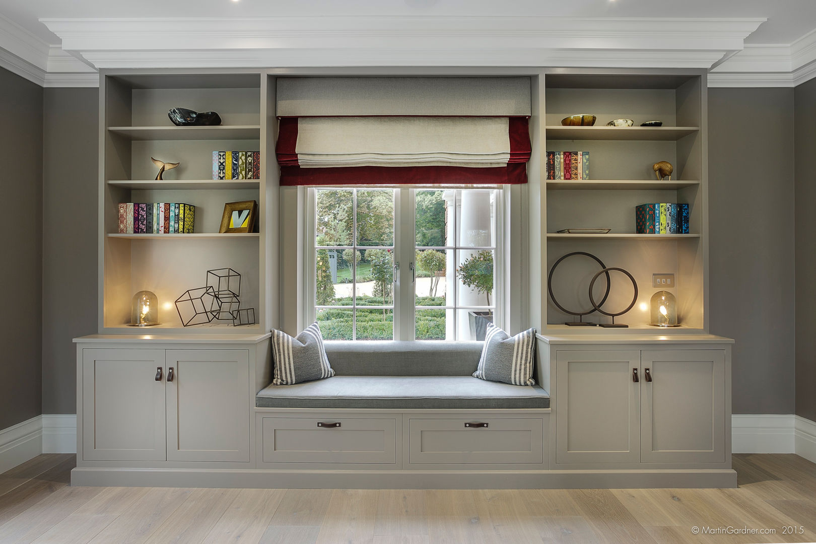 Family Home in Winchester's Sleepers Hill, Martin Gardner Photography Martin Gardner Photography Klasik Oturma Odası