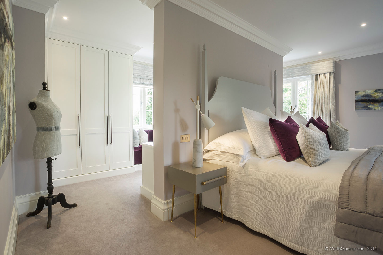 Family Home in Winchester's Sleepers Hill, Martin Gardner Photography Martin Gardner Photography Classic style bedroom