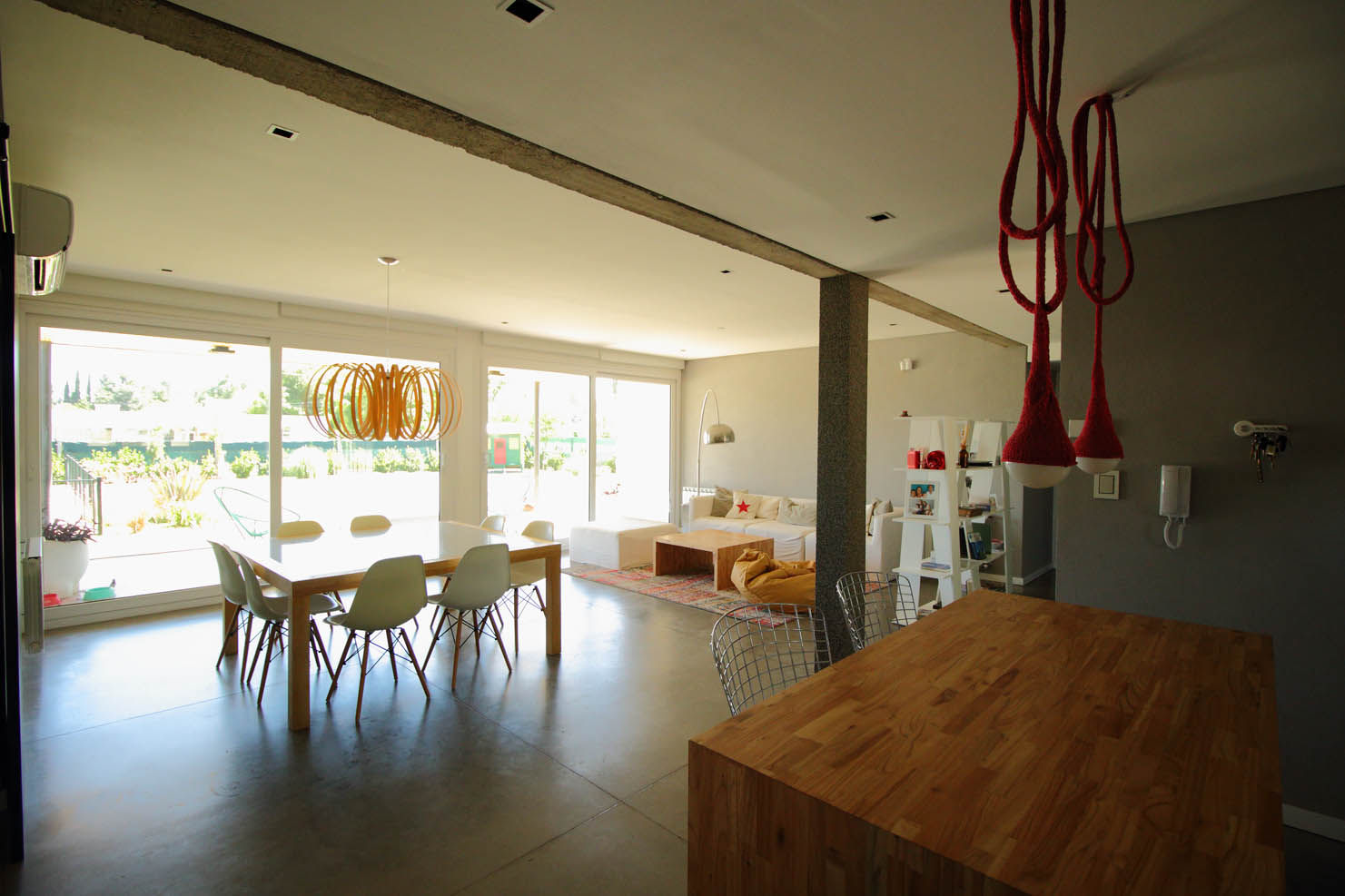 Casa Storni, Queixalós.Trull Arquitectos Queixalós.Trull Arquitectos Minimalist dining room