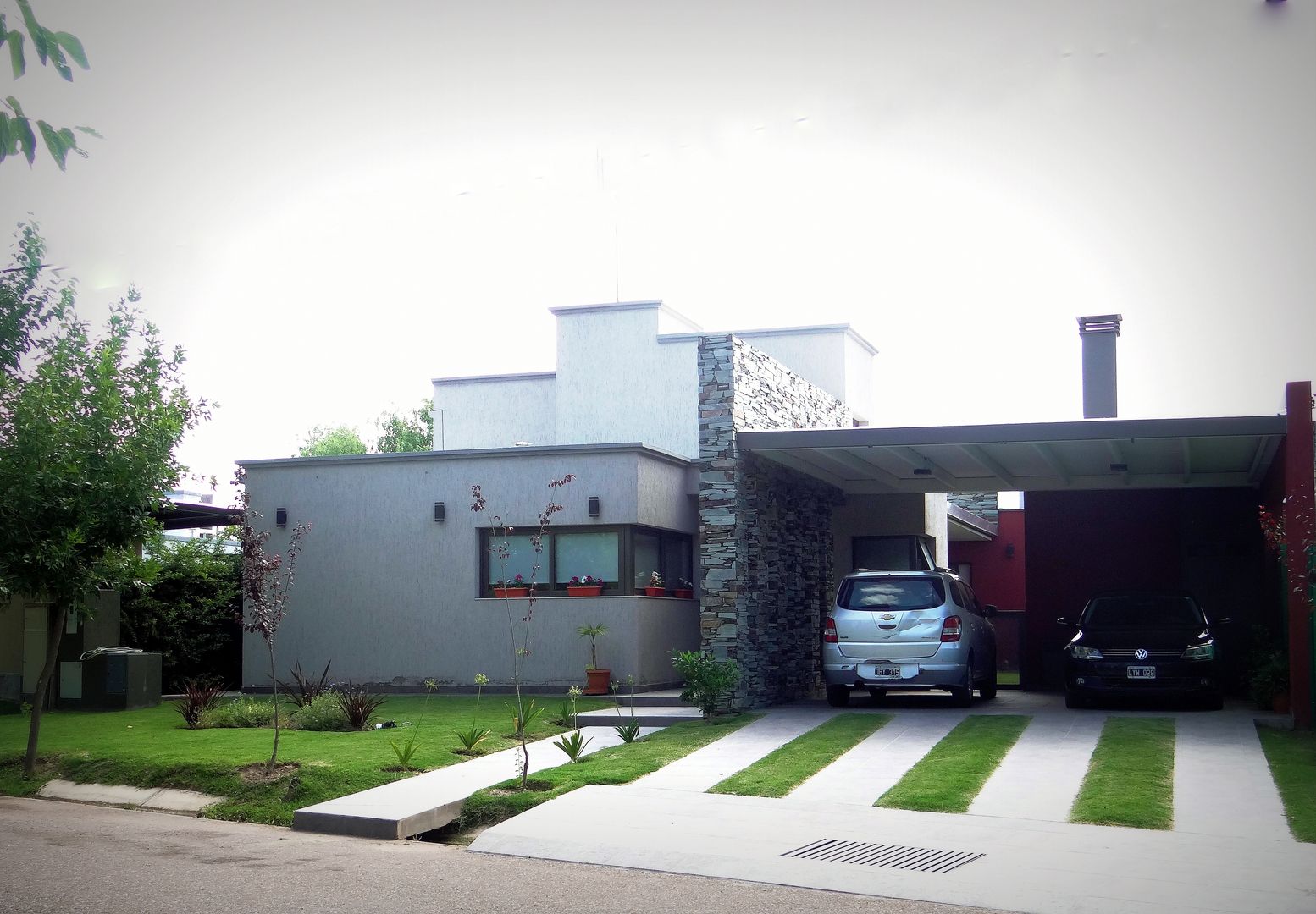 Casa JV, VYC Arquitectura VYC Arquitectura บ้านและที่อยู่อาศัย