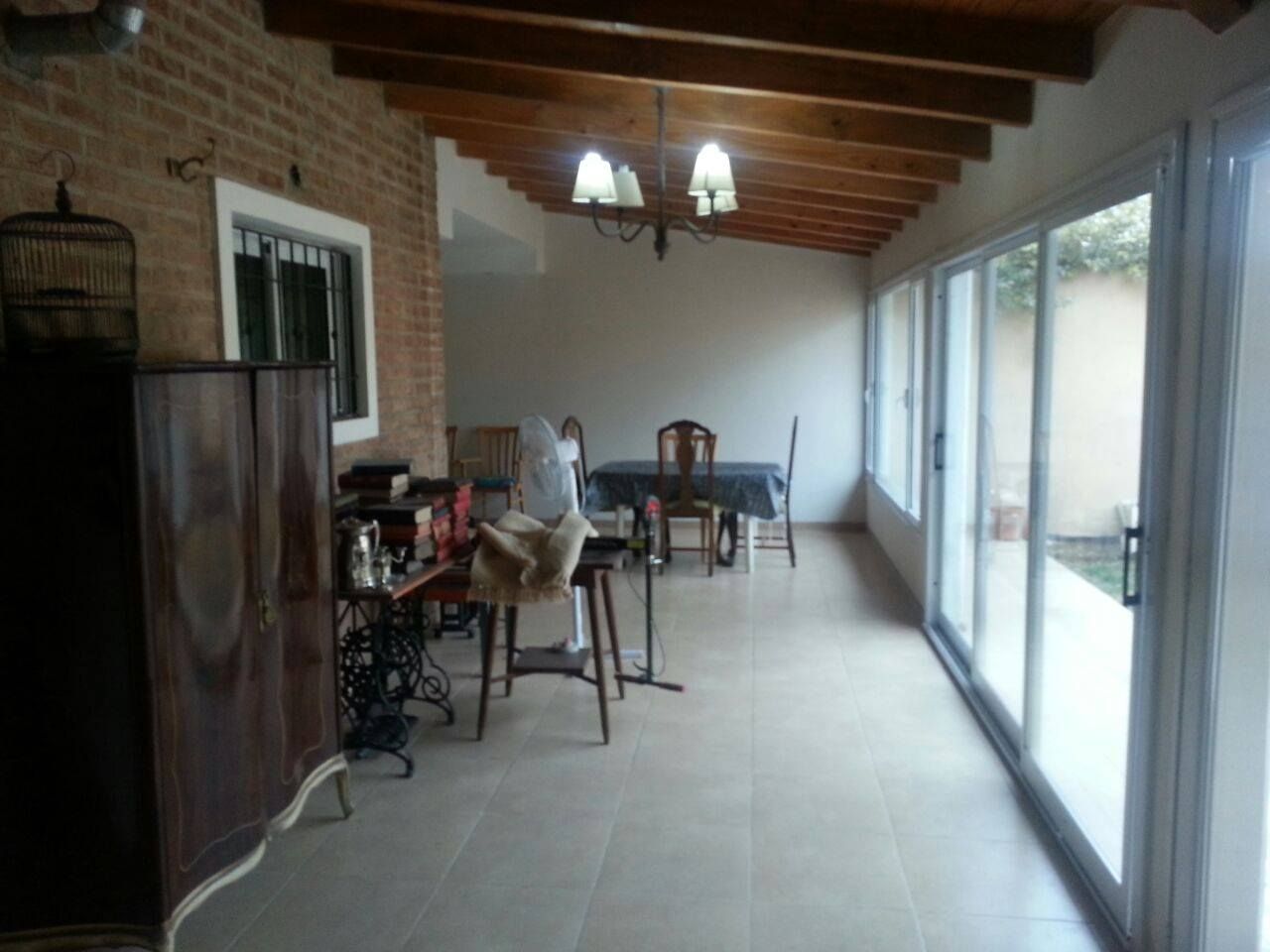 Excepcional casa , Grupo Walls bienes raices Grupo Walls bienes raices Balcon, Veranda & Terrasse classiques