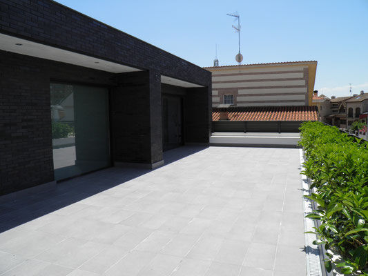 VIVIENDA UNIFAMILIAR. TOLEDO., Rodrigo Pérez, Estudio de Arquitectura. Rodrigo Pérez, Estudio de Arquitectura. Klassieke huizen