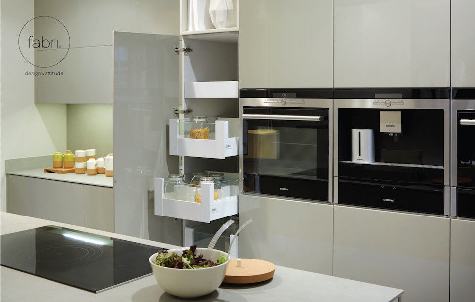 Geometry of aesthetics, FABRI FABRI Minimalist kitchen