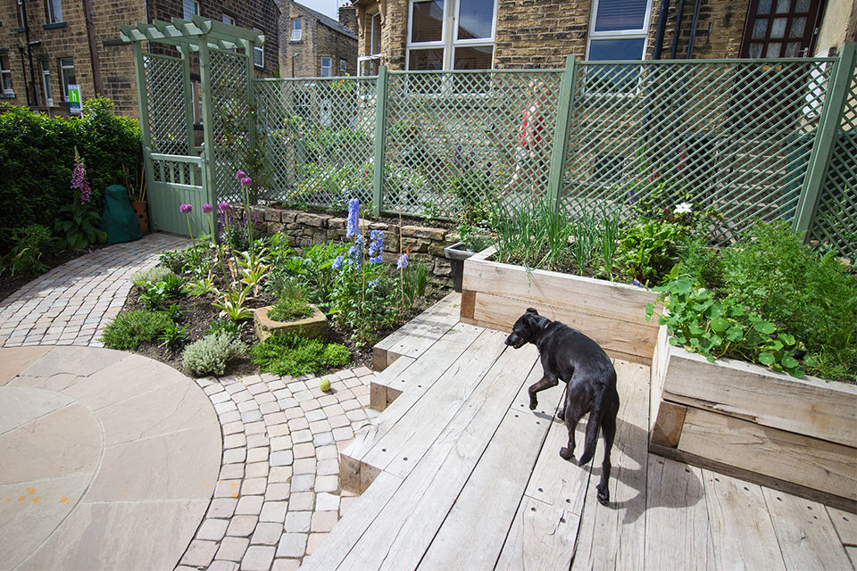 Contemporary Cottage Garden Yorkshire Gardens Giardino in stile rustico