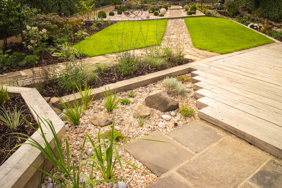 A Modern Garden with Traditional Materials Yorkshire Gardens Сад в стиле модерн