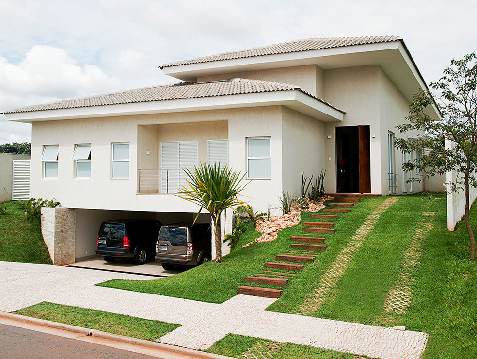 Residência PC, Maria Helena Caetano _ Arquitetura e Interiores Maria Helena Caetano _ Arquitetura e Interiores Modern houses