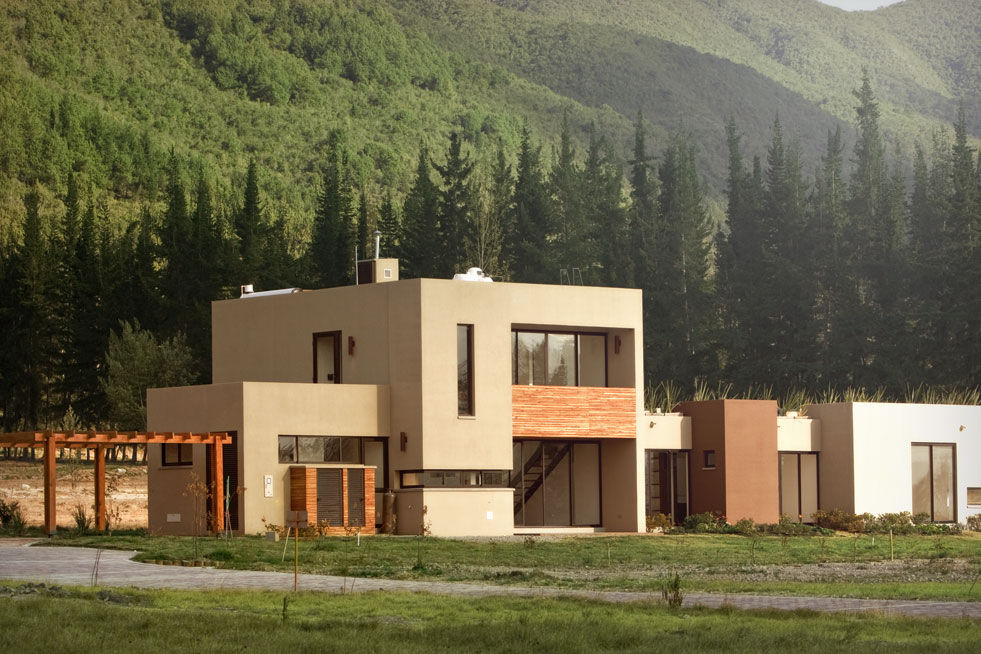 Kubik Verde, Valle de Sopó, Cundinamarca, Colombia, Kubik Lab Kubik Lab Casas modernas: Ideas, diseños y decoración