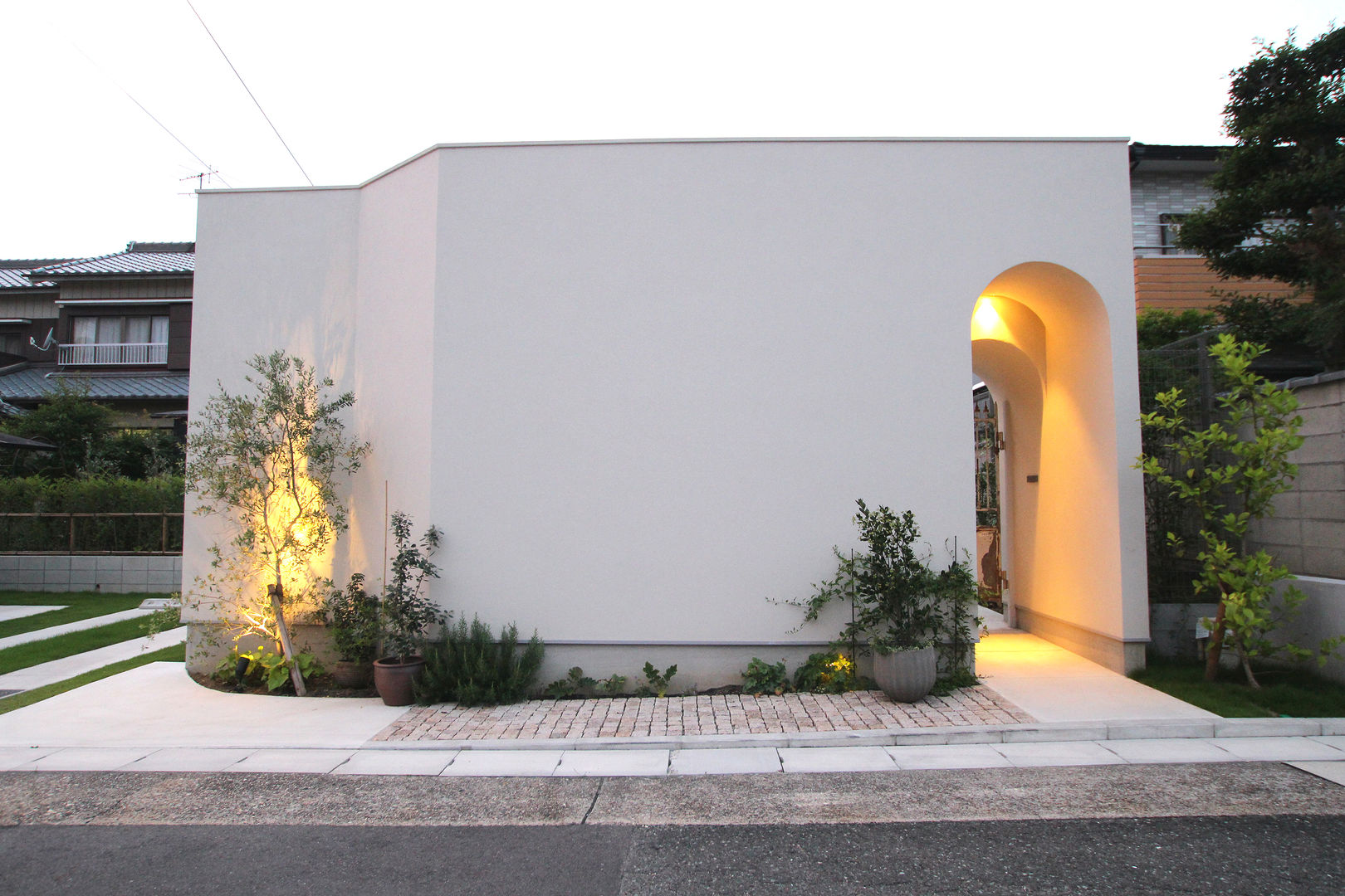 Antique Gate House, Sakurayama-Architect-Design Sakurayama-Architect-Design Eclectic style houses