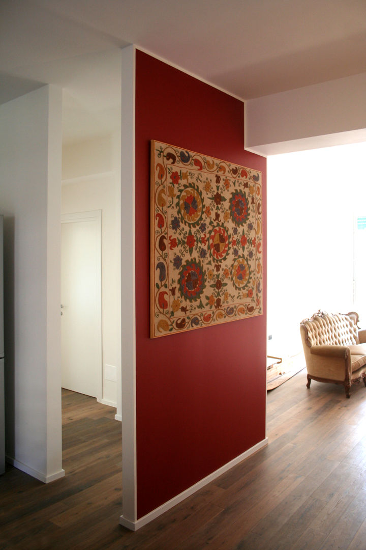 Quadrilocale in Zona Tortona, Atelier delle Verdure Atelier delle Verdure Eclectic style living room