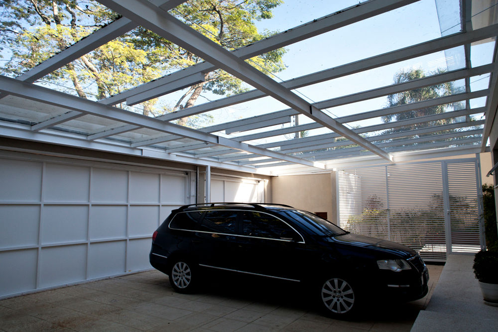 Pinheiros, Camila Vicari Arquitetura da Paisagem Camila Vicari Arquitetura da Paisagem Modern Garage and Shed