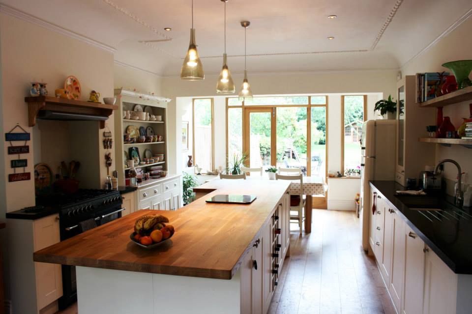 Rustic kitchen and dining area Redesign Cocinas de estilo rústico
